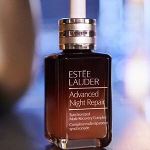ESTÉE LAUDER  Advanced Night Repair Synchronized Multi-Recovery Complex